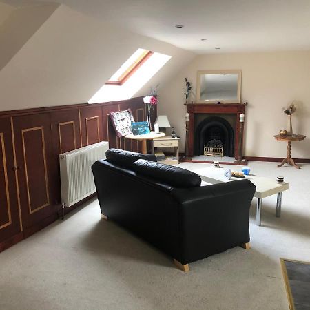 Executive Serviced Apartments 3 Forfar Exteriör bild
